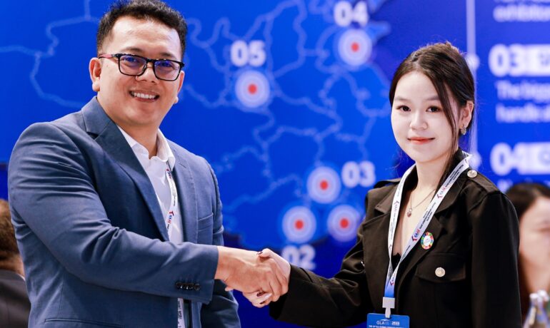 20251111120151_120_25